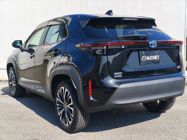 YARIS CROSS HYBRID