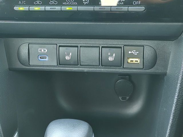 YARIS CROSS HYBRID