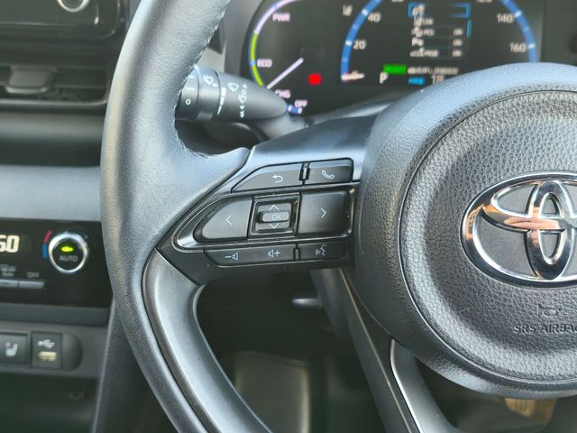 YARIS CROSS HYBRID