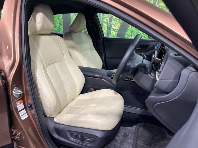 CROWN CROSSOVER