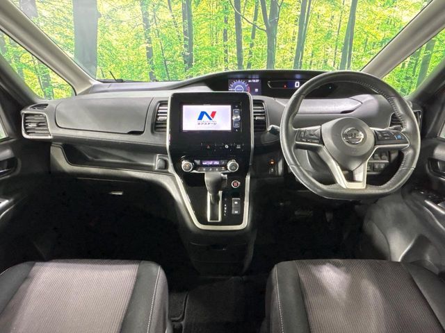 SERENA  S-HYBRID 4WD