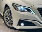 CROWN sedan hybrid