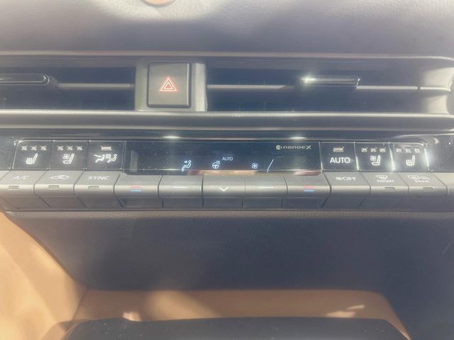 CROWN ESTATE 4WD