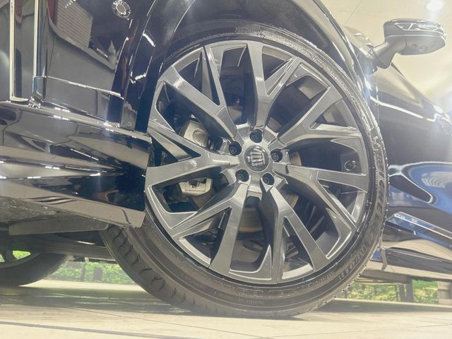 CROWN ESTATE 4WD