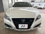 CROWN sedan hybrid