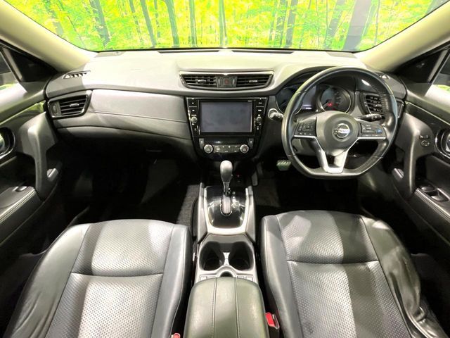 X-TRAIL HYBRID 2WD
