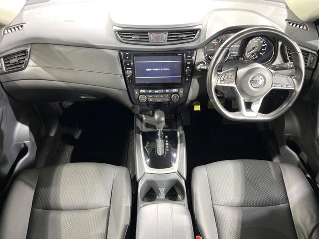 X-TRAIL 2WD