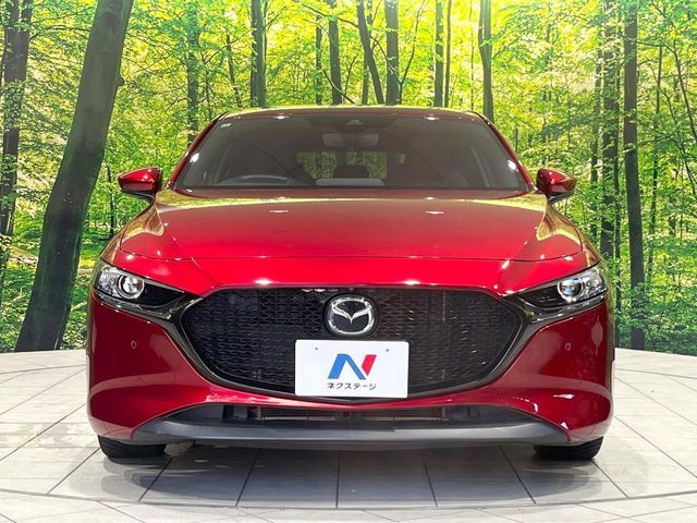 MAZDA3 FASTBACK