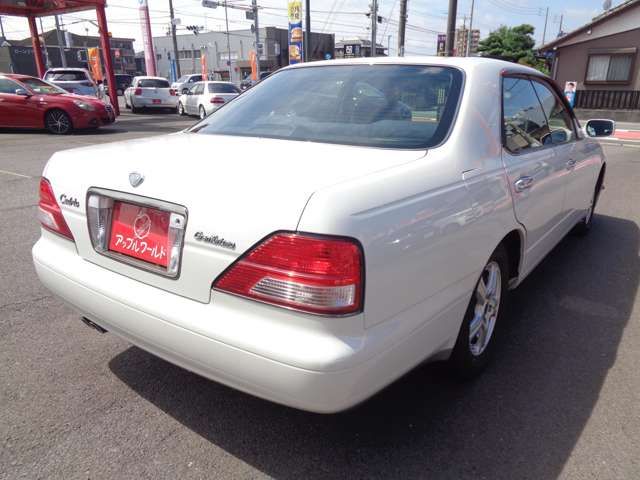 CEDRIC hardtop