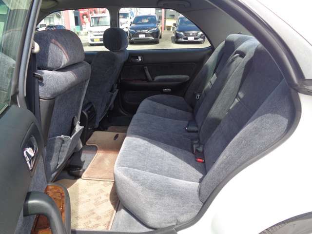 CEDRIC hardtop