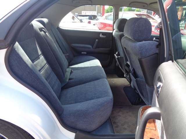 CEDRIC hardtop