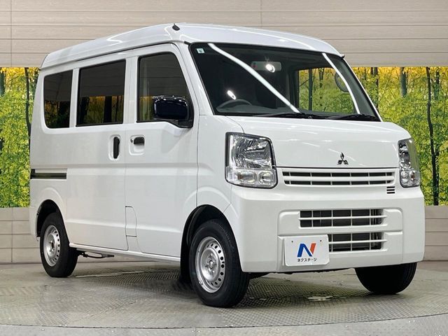 MINICAB van