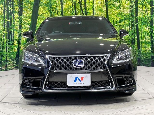 LEXUS LS600h