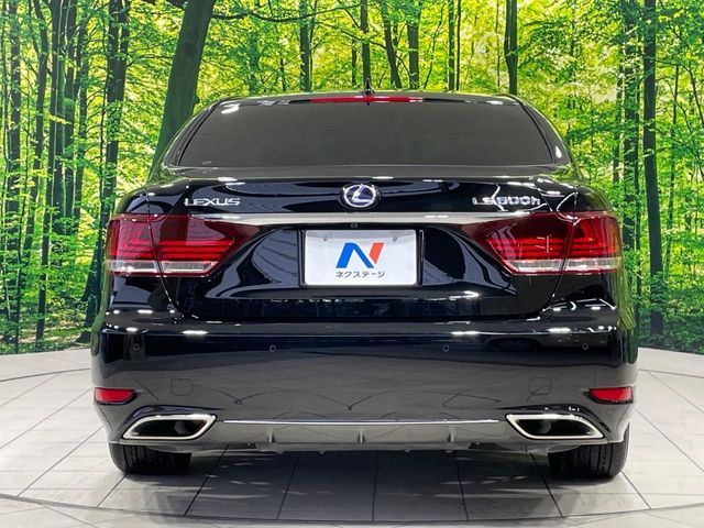 LEXUS LS600h