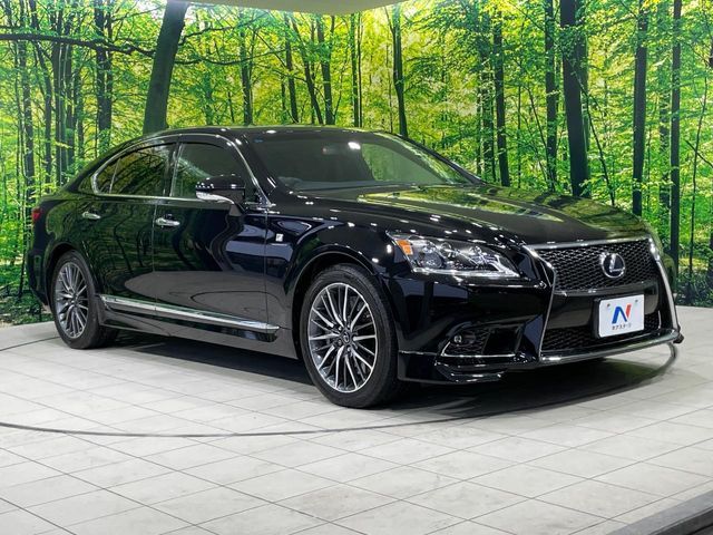 LEXUS LS600h