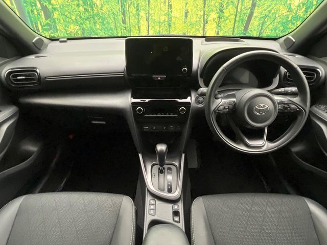 YARIS CROSS HYBRID