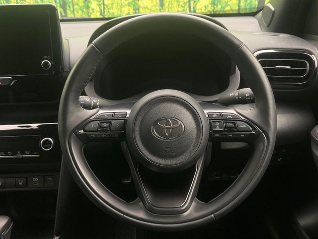 YARIS CROSS HYBRID