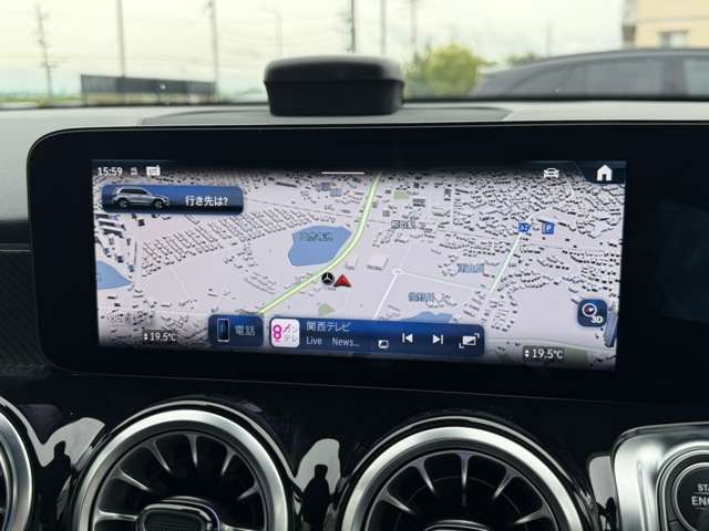 MERCEDES BENZ GLB