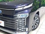 VOXY HYBRID