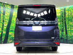 VOXY HYBRID