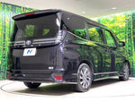 VOXY HYBRID