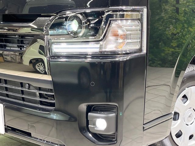 HIACE van 2WD