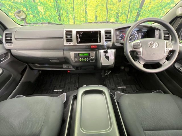 HIACE van 4WD