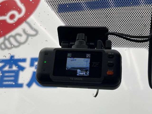 SIENTA HYBRID