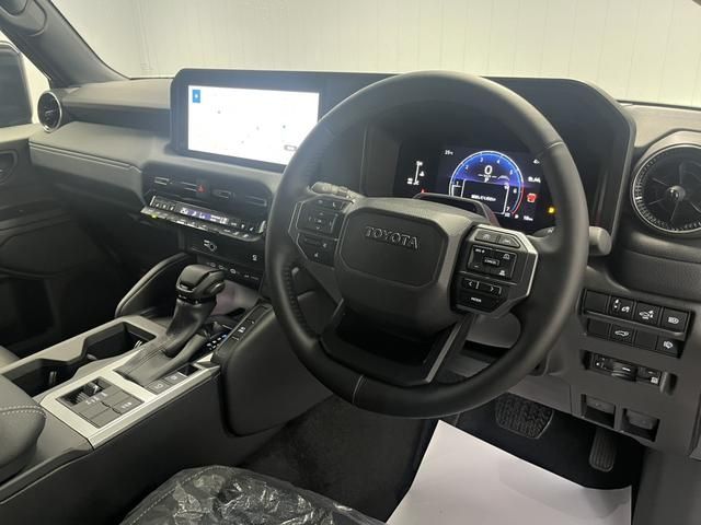 LANDCRUISER 250