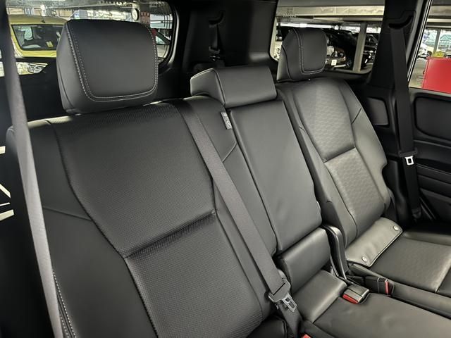 LANDCRUISER 250