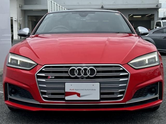 AUDI S5