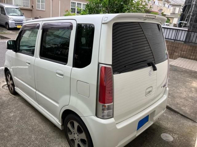 WAGON R