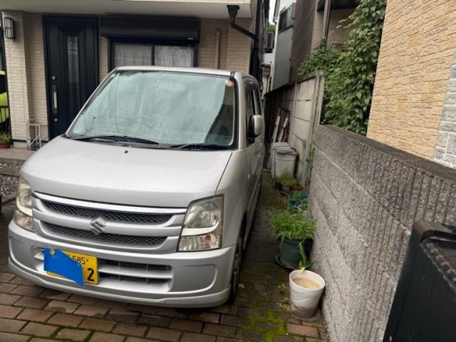 WAGON R