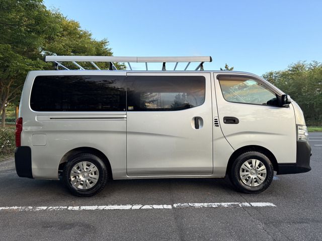 NV350 CARAVAN 4WD