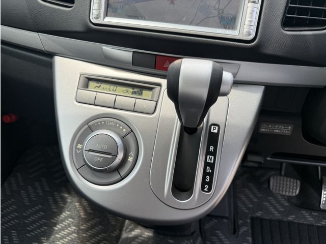 MOVE CUSTOM