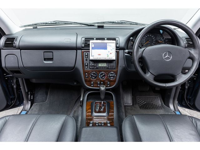 MERCEDES BENZ M class