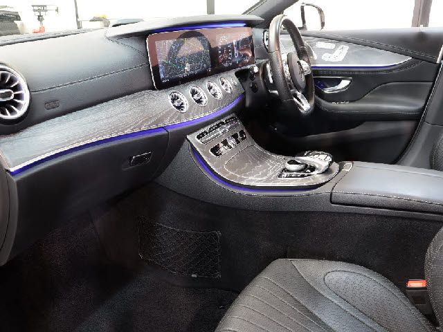 MERCEDES BENZ CLS class