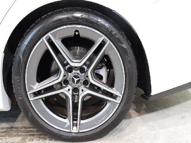 MERCEDES BENZ CLS class