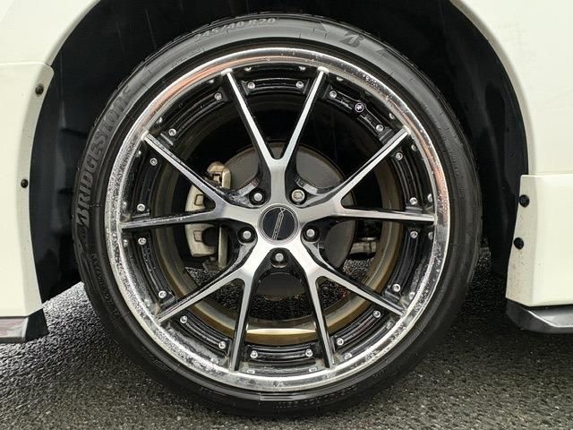 ELGRAND  4WD