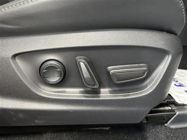 CROWN SPORT