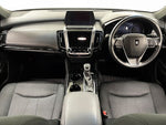 CROWN sedan hybrid