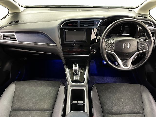 SHUTTLE HYBRID