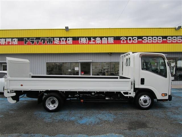 エルフ