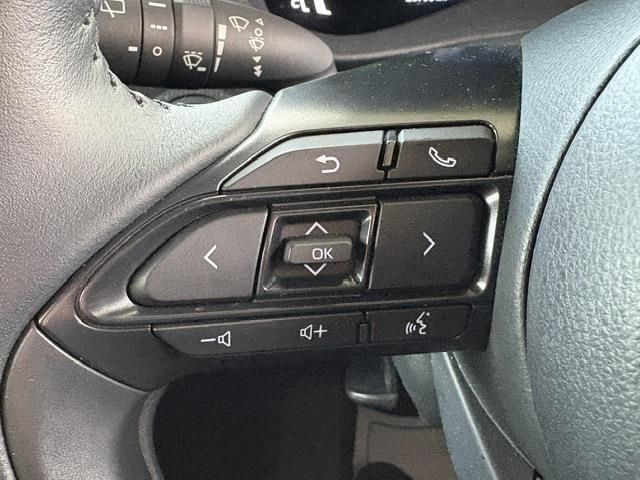 YARIS CROSS HYBRID