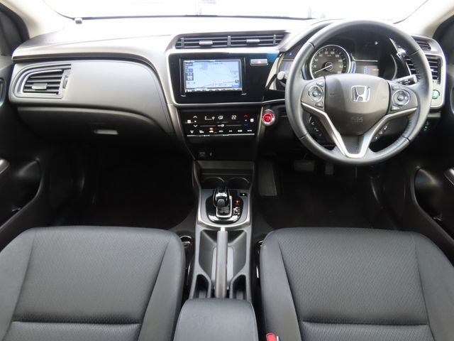 GRACE HYBRID 4WD