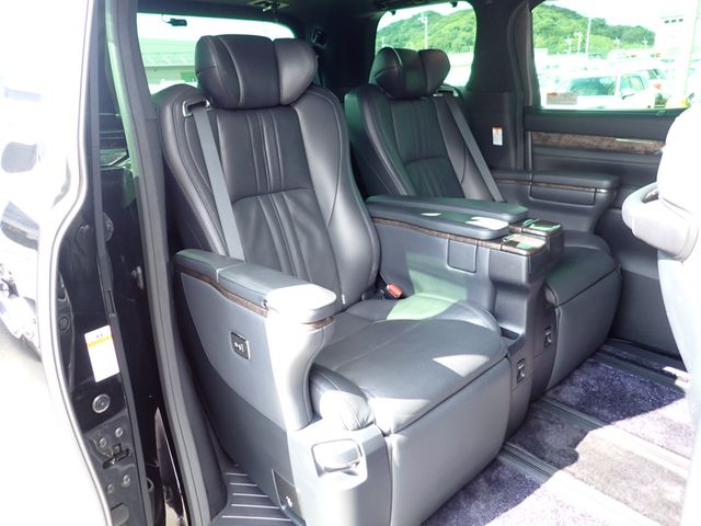 ALPHARD hybrid 4WD