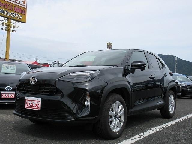 YARIS CROSS