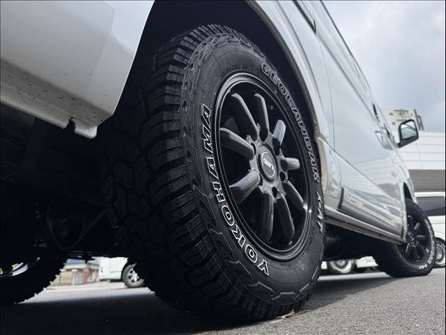 HIACE van 4WD