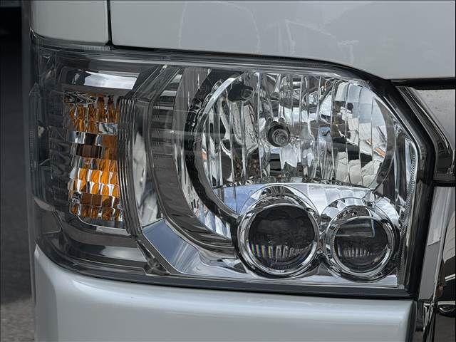 HIACE van 4WD