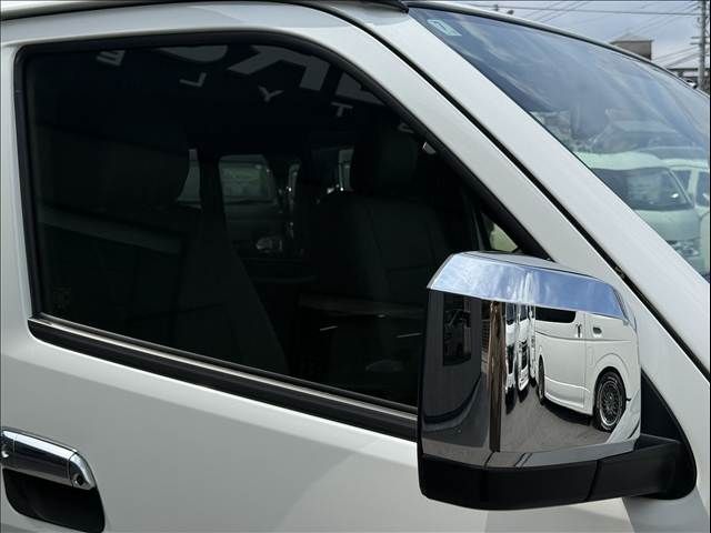 HIACE van 4WD